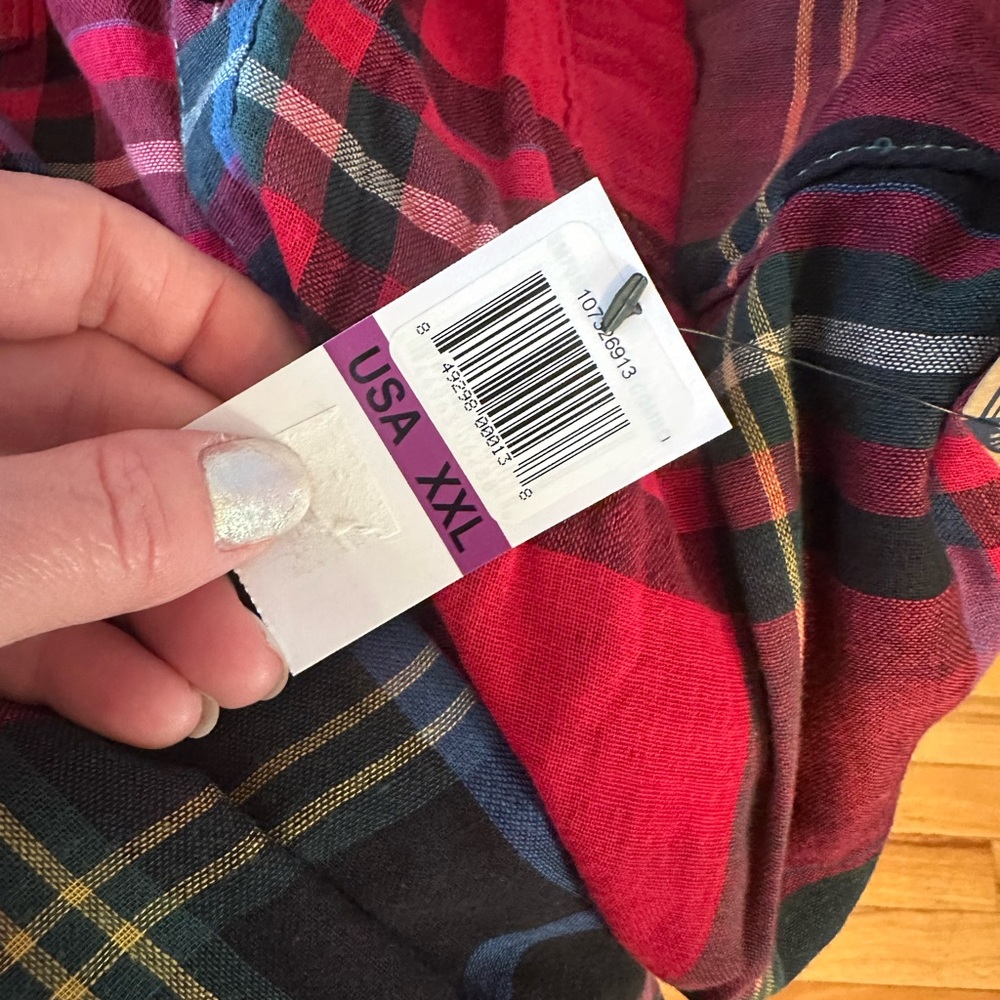 Seven7 women's button down. - Picture 6 of 6